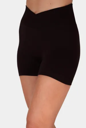 Aero V-Band Scrunch Shorts - Black