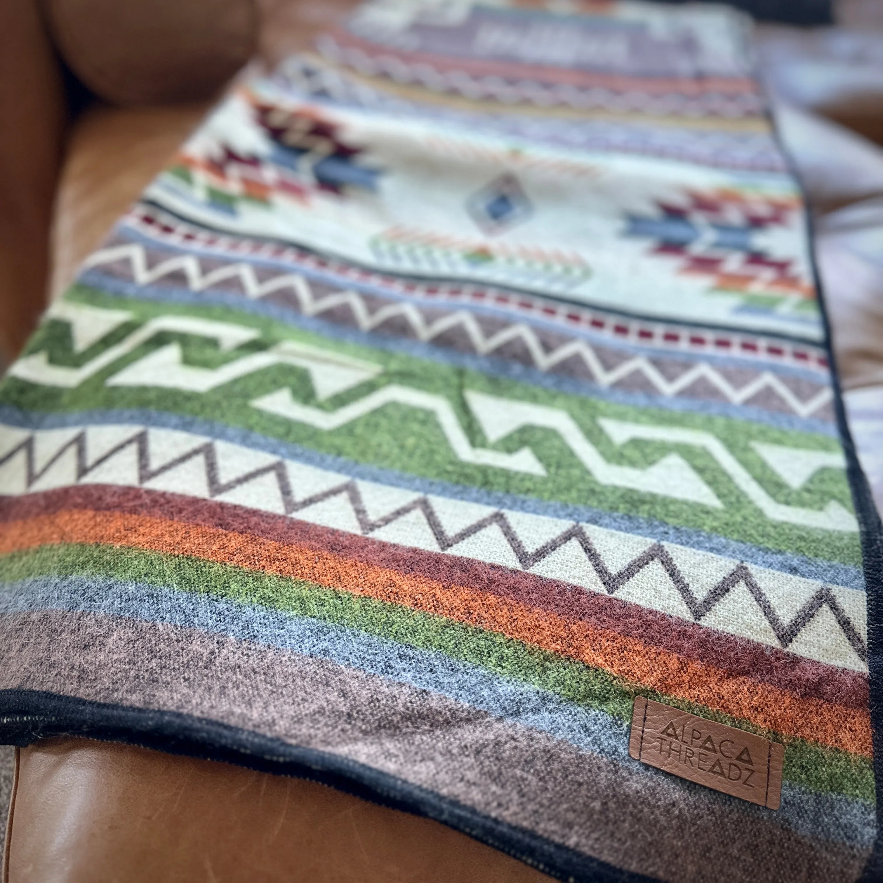 Andean Alpaca Wool Blanket - Retro