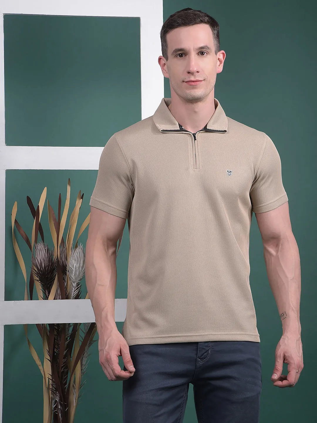 COBB SOLID SAND BROWN POLO NECK ZIPPER T-SHIRT