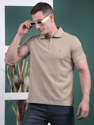 COBB SOLID SAND BROWN POLO NECK ZIPPER T-SHIRT