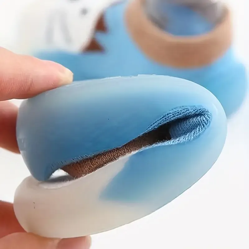 Comfortable Barefoot Sneakers for Toddlers