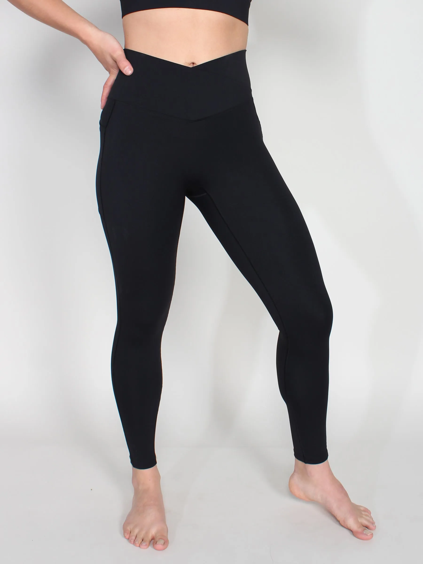 Crisscross high waist tights - black