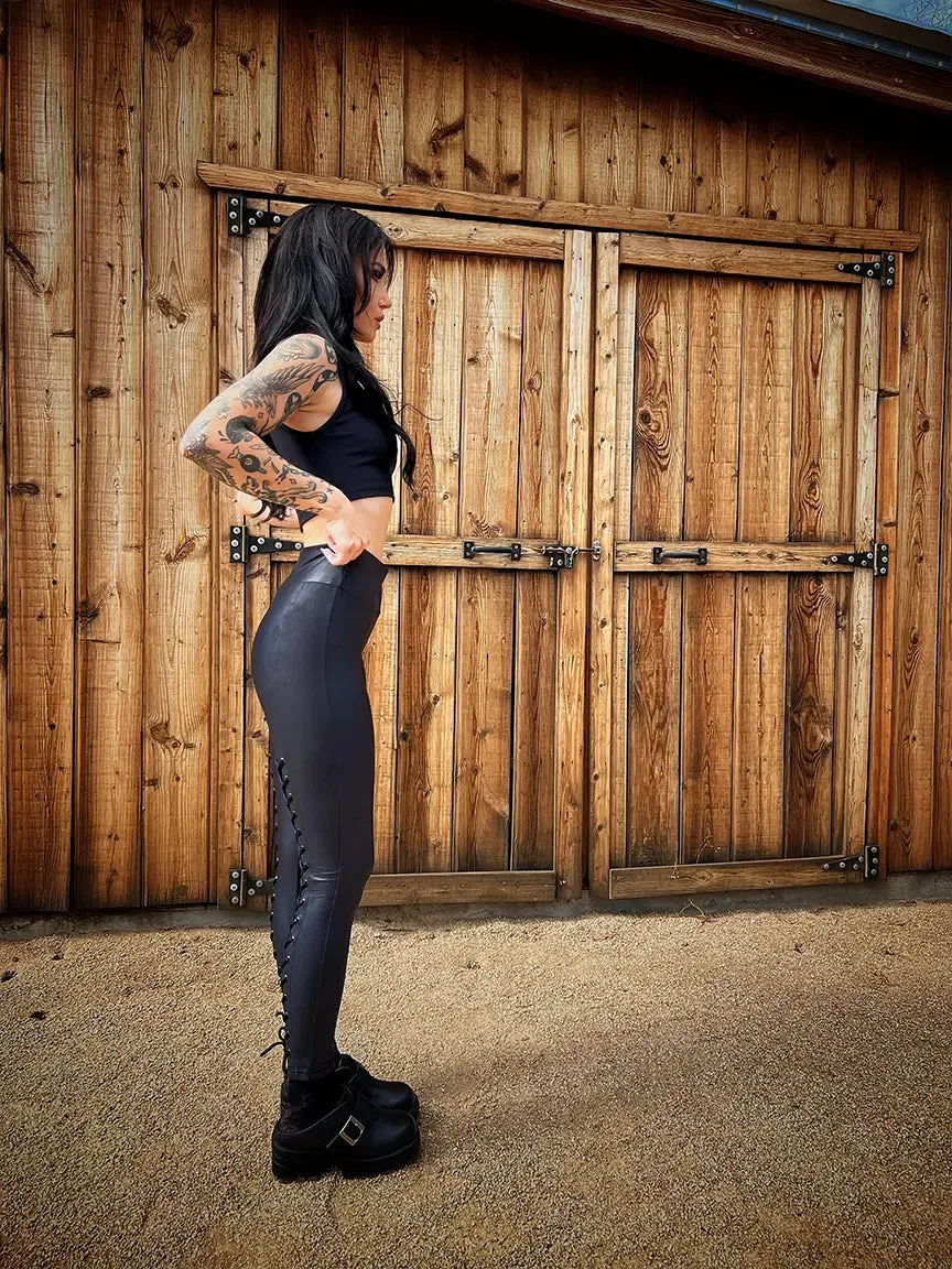 DDD RIBBON FAUX LEATHER LEGGINGS