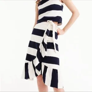 J. Crew rugby knit wrap skirt Navy/ Ivory. Size XS.