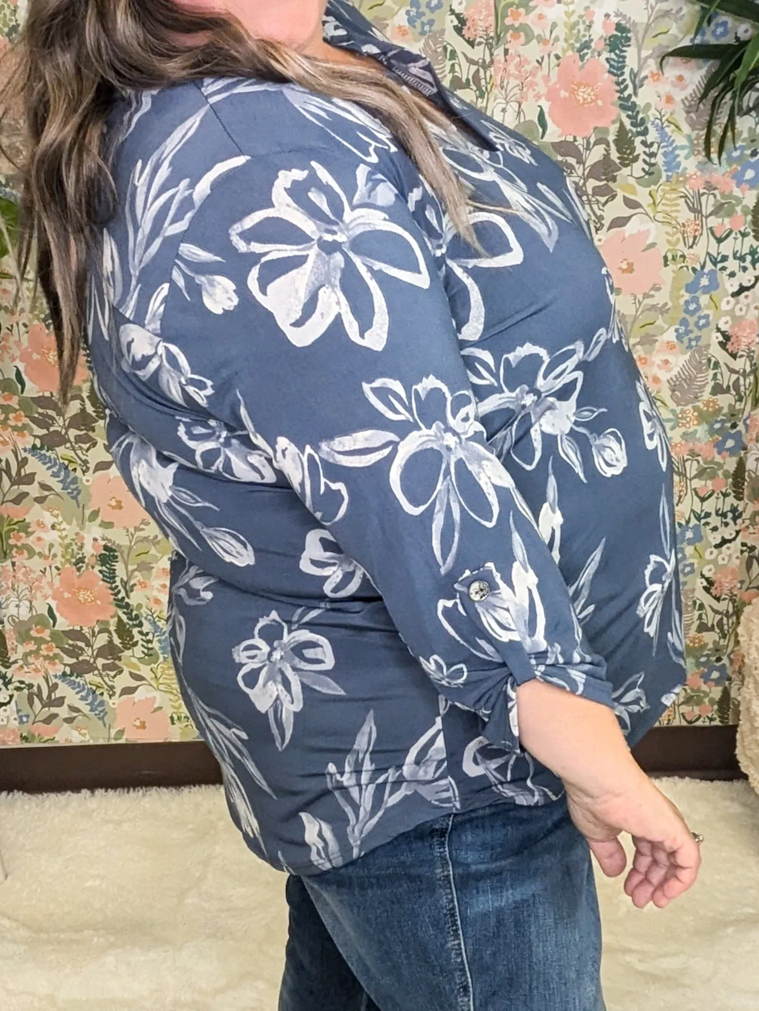 Linnea Drawn Floral 3/4 Sleeve Gabby Top (2 colors)