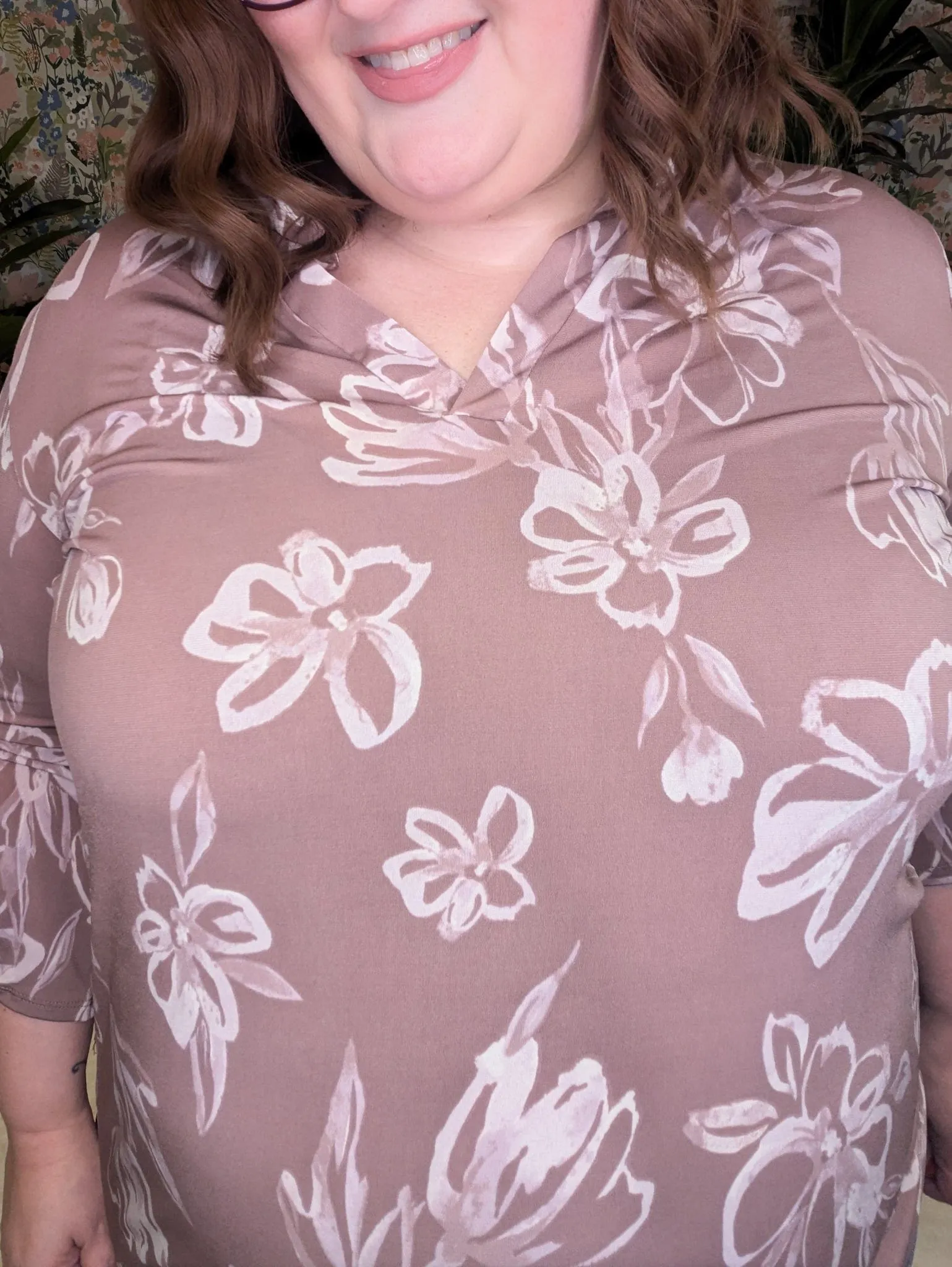 Linnea Drawn Floral 3/4 Sleeve Gabby Top (2 colors)