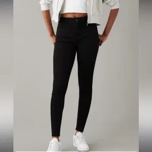 NWT- American Eagle Hi-Rise Jegging Ne(x)t Level Stretch Women's Size 6 Long 28W