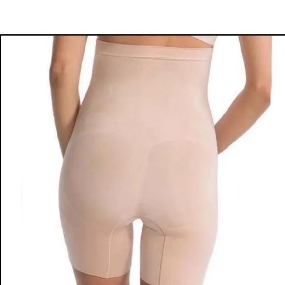 NWT Spanx SS1915 OnCore High Waisted mid thigh Small