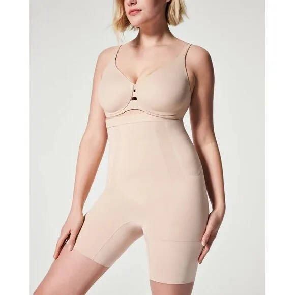 NWT Spanx SPANXsculpt OnCore High-Waisted Mid-Thigh Shorts Shapewear Soft Nude