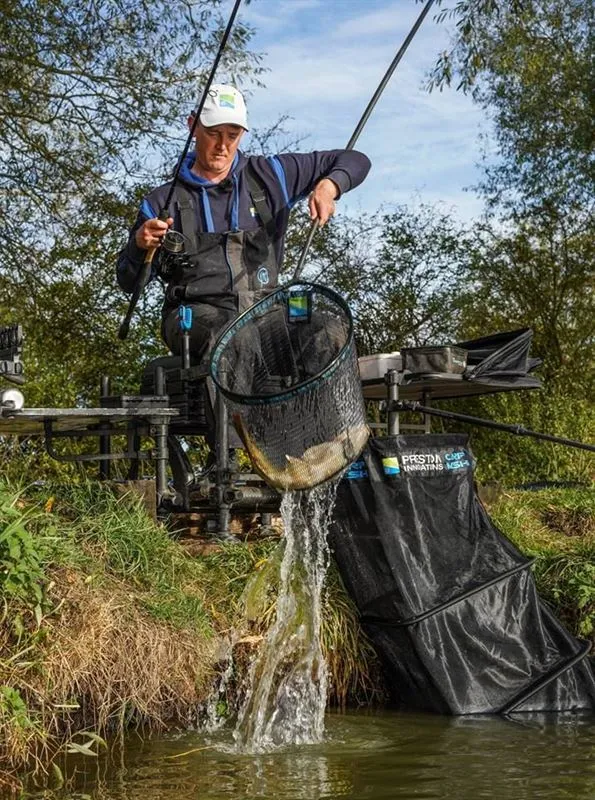 Preston Quick Dry Landing Net