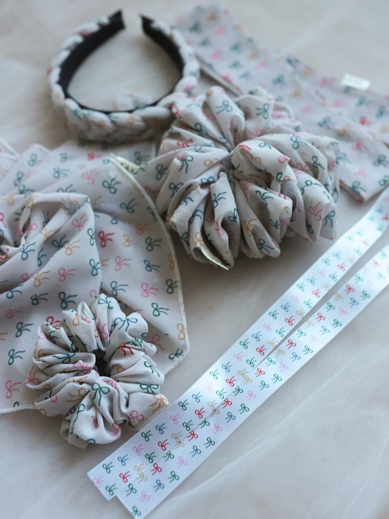 PUT A BOW ON IT HAIR SCARF