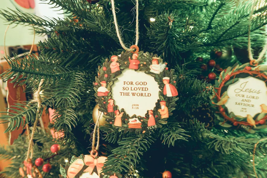 Put on Love {Christmas Tree Baubles}