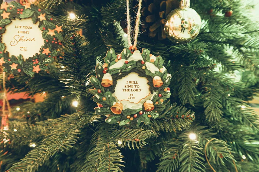 Put on Love {Christmas Tree Baubles}