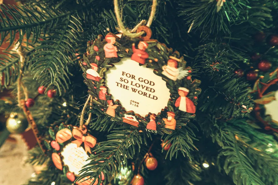 Put on Love {Christmas Tree Baubles}