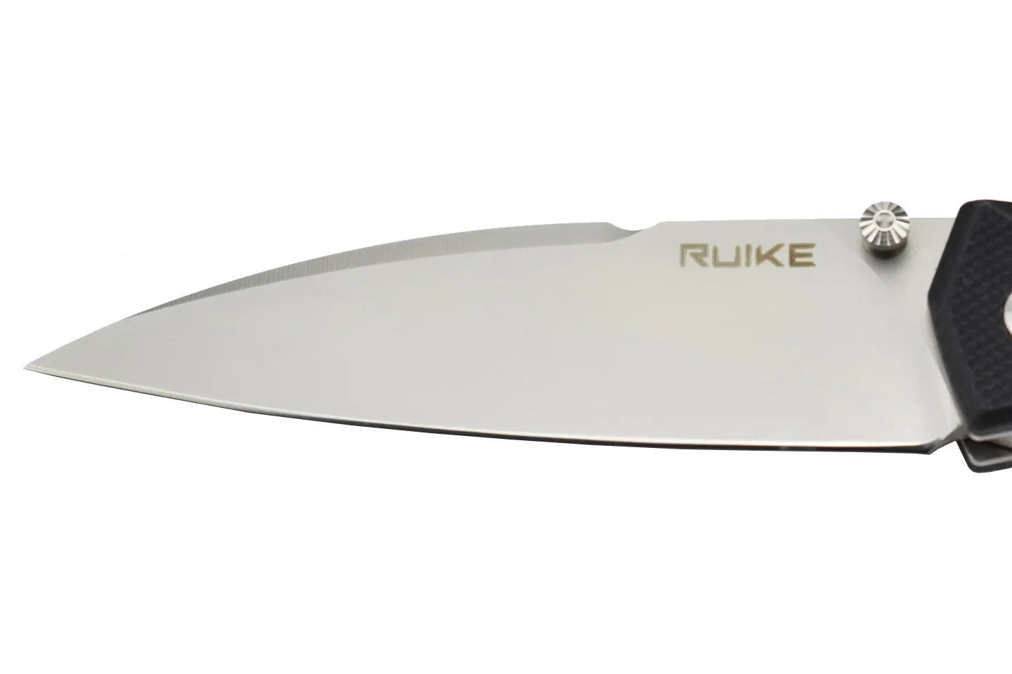 Ruike P662-B EDC Folding Knife