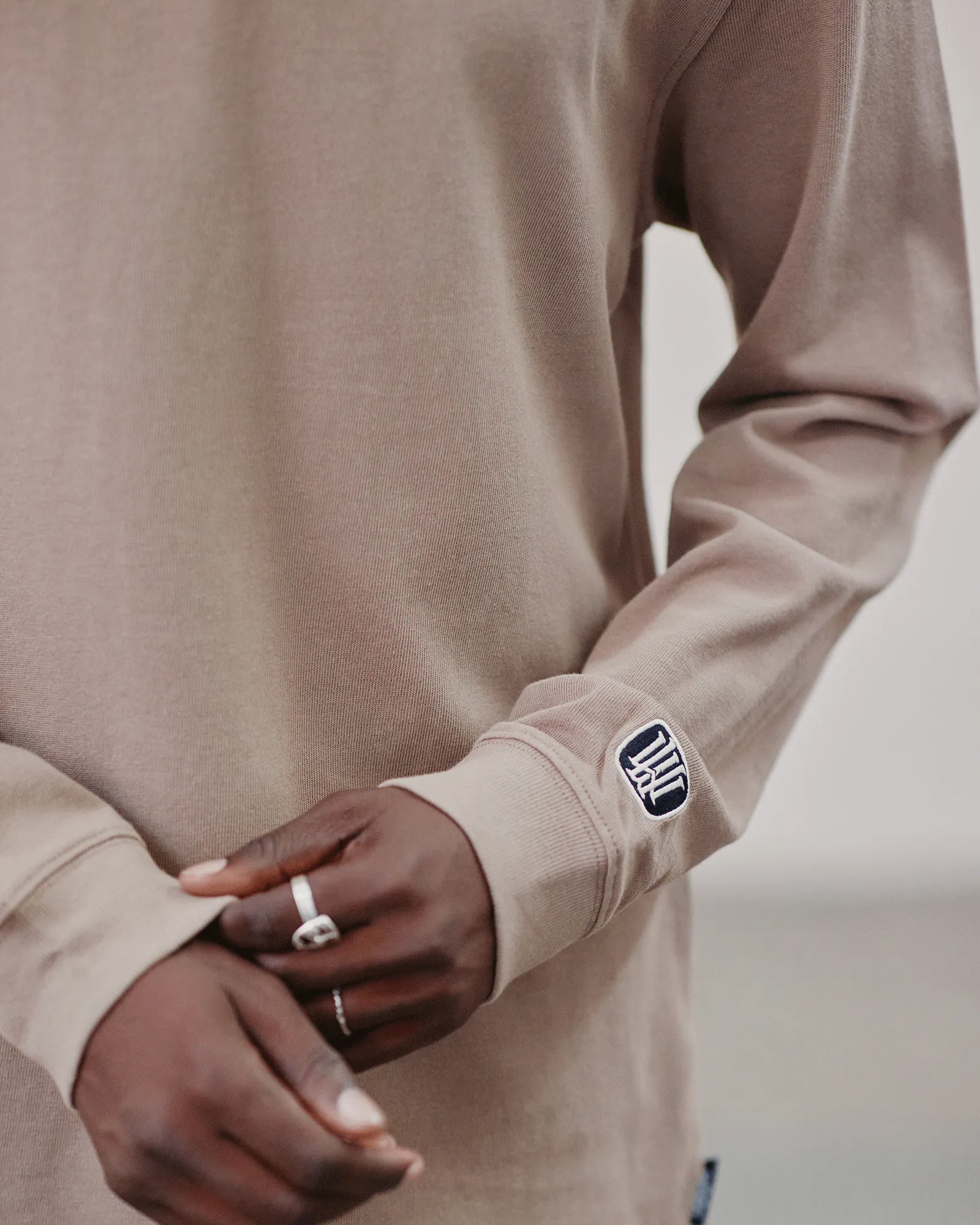 SCRIPT RUGBY TOP - TAUPE