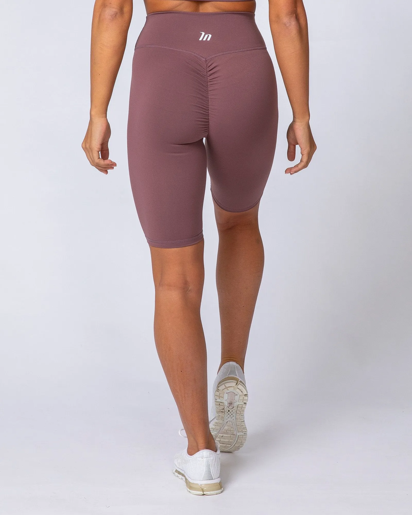 Signature Referee Length High Waist Scrunch - Dusk
