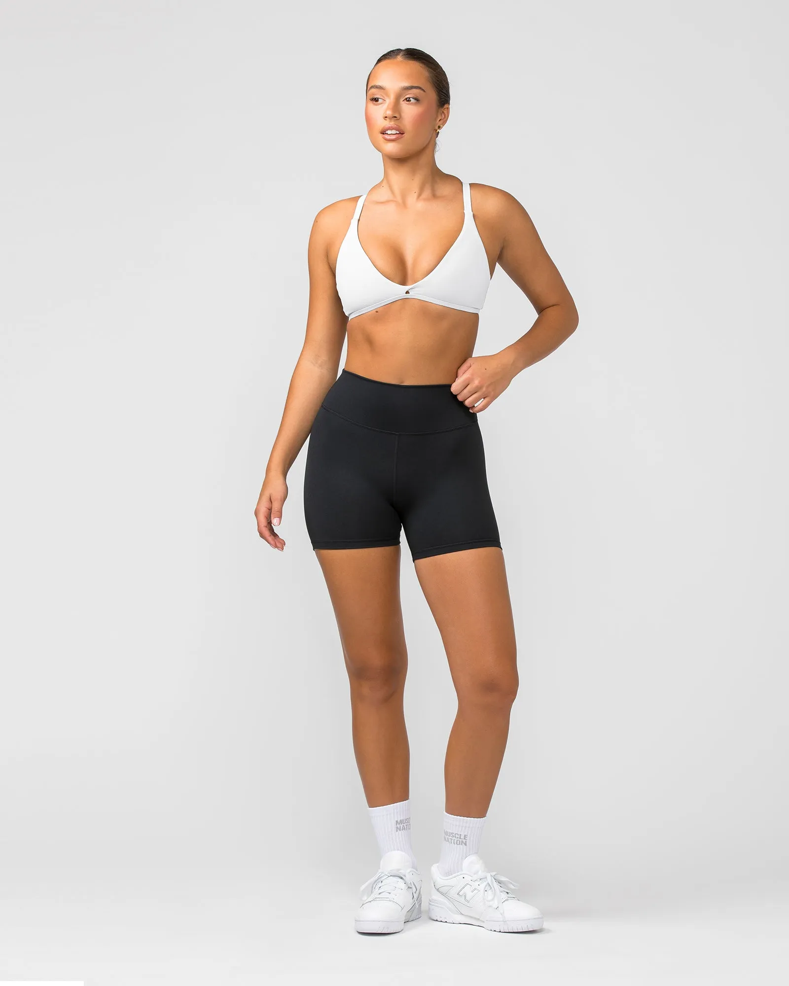Signature Scrunch Midway Shorts - Black