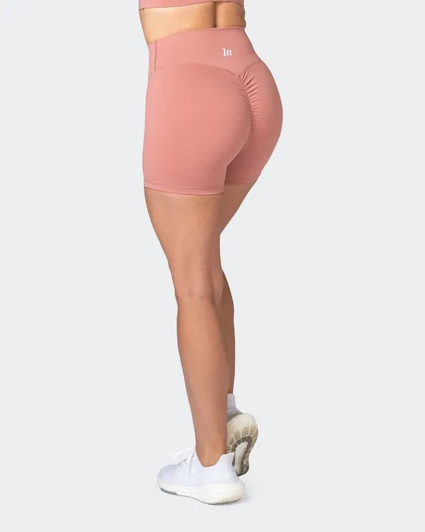 Signature Scrunch Midway Shorts - Desert Sand