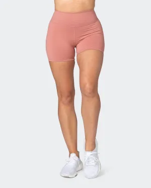 Signature Scrunch Midway Shorts - Desert Sand