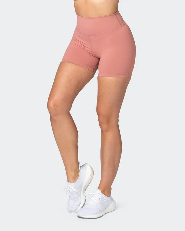 Signature Scrunch Midway Shorts - Desert Sand