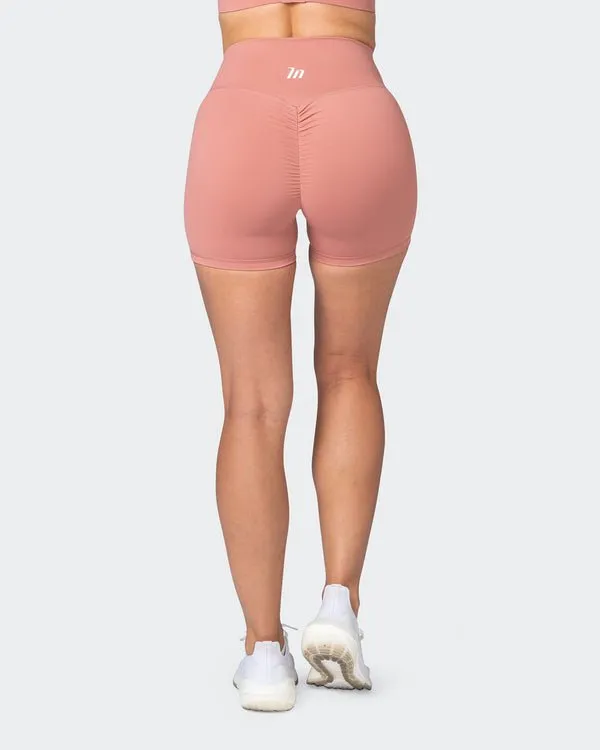 Signature Scrunch Midway Shorts - Desert Sand
