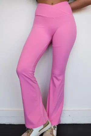 V-Waist Lifting Flared Leggings- Pink