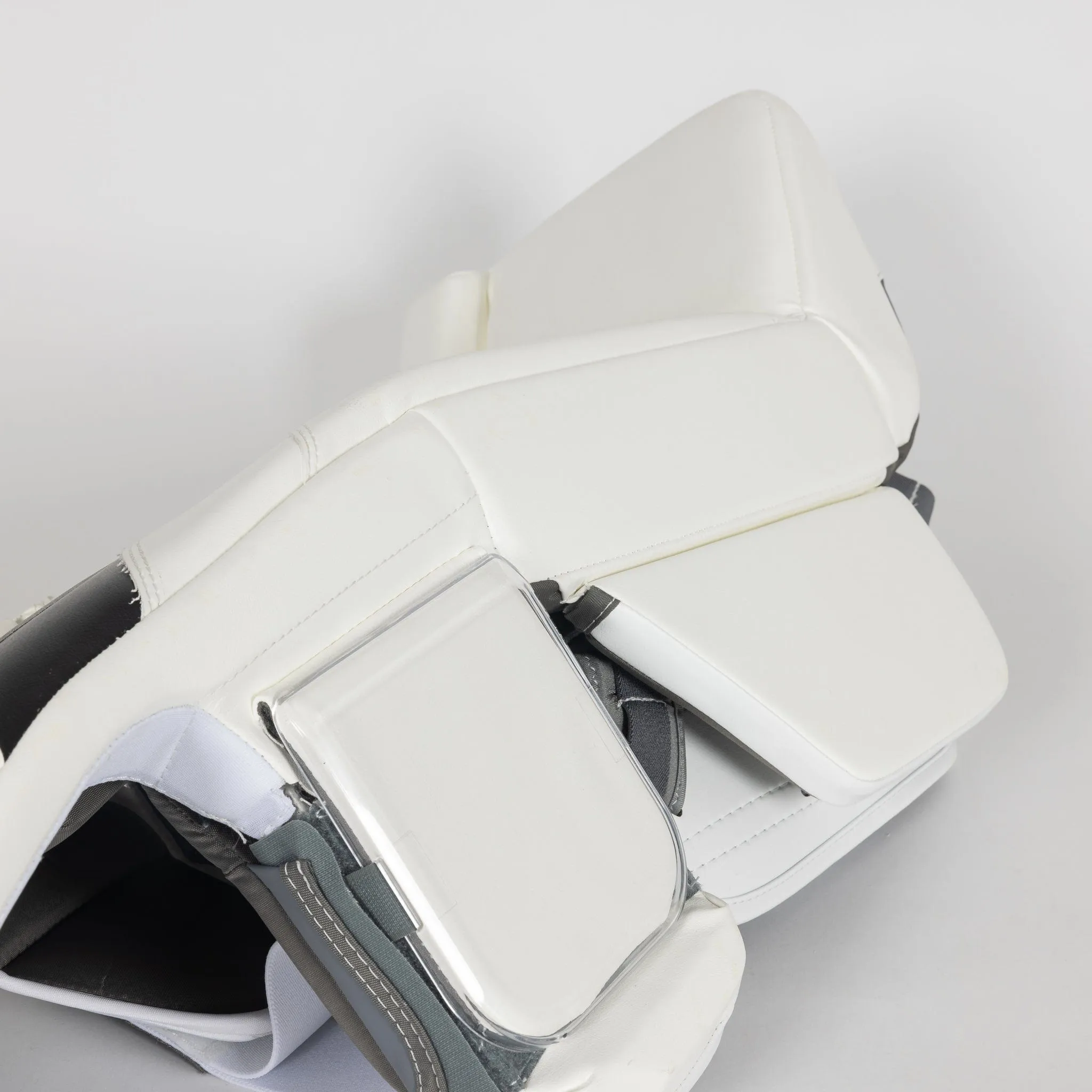 Warrior G7 Senior Goalie Leg Pads