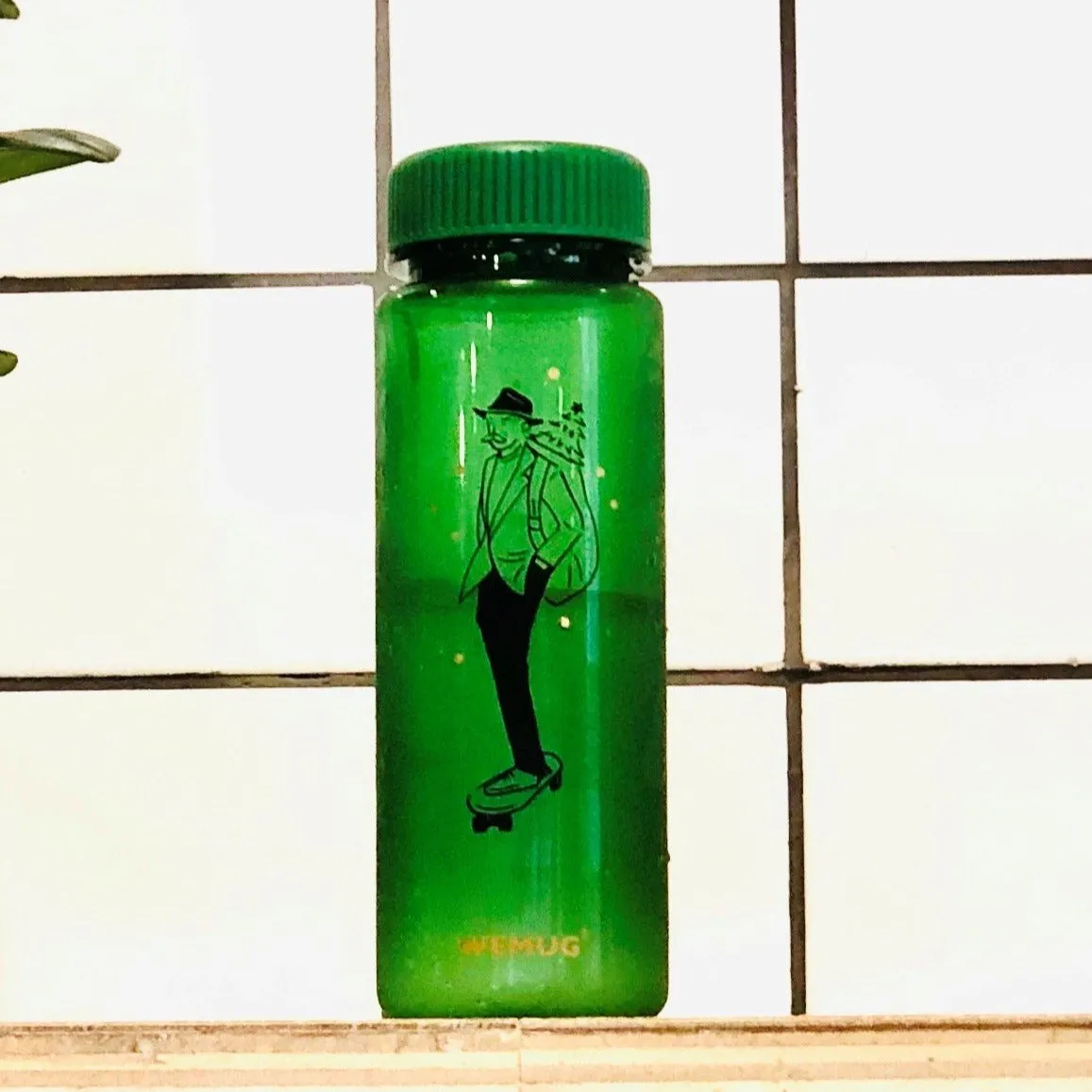 Water Bottle S500 Christmas Skateboarding - Green color