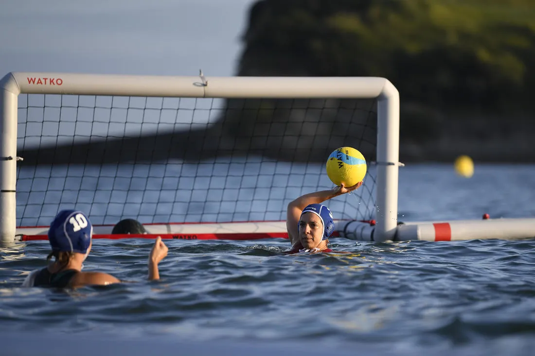 WATER POLO BALL WP500 OFFICIAL SIZE 4 - YELLOW/BLUE